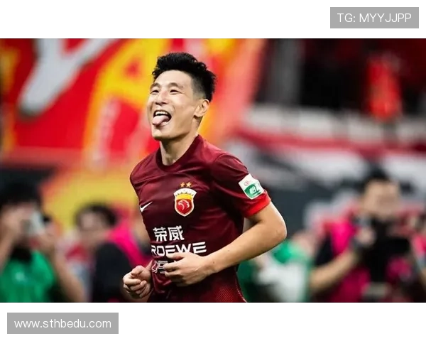 武磊亲签足球价格曝光球迷热议收藏价值与市场需求分析